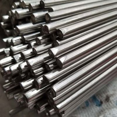 Pelabuhan utama dari batang stainless steel dengan permukaan yang cerah